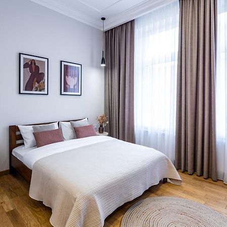Doroshenka Premium Apartments Lviv Exteriör bild